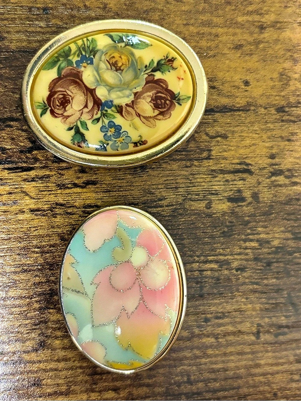 Floral Enamel Brooch Set in Gold & Pink